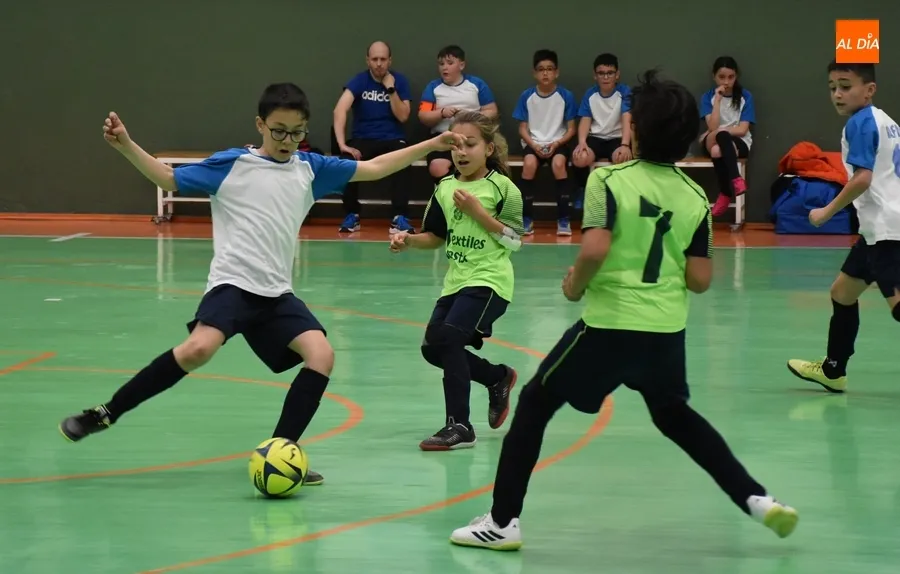 Foto 11 - Liminares B se lleva la Final Four Benjam&iacute;n de los Juegos Escolares