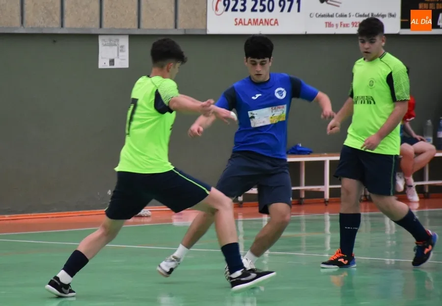 Foto 10 - Nido FC endosa una manita al III de Futormes en el cierre liguero de ambos