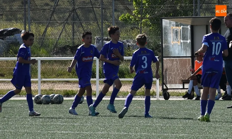 Foto 2 - Victoria con remontada del Alev&iacute;n A del Ciudad Rodrigo ante el equipo que le preced&iacute;a
