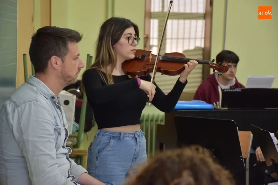 Foto 4 - La Orquesta Sinf&oacute;nica de Ciudad Rodrigo se prepara para ofrecer dos conciertos en mayo