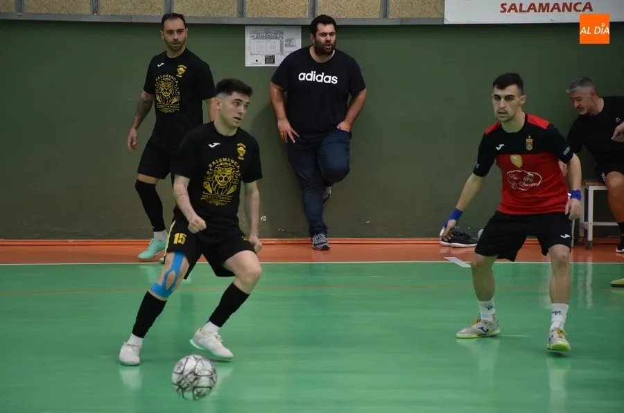 Foto 7 - El Mir&oacute;briga Futsal bate al l&iacute;der de Futormes en una 2&ordf; parte repleta de goles