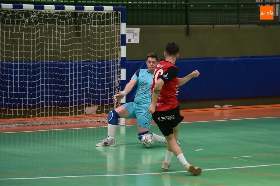 Foto 11 - El Mir&oacute;briga Futsal bate al l&iacute;der de Futormes en una 2&ordf; parte repleta de goles