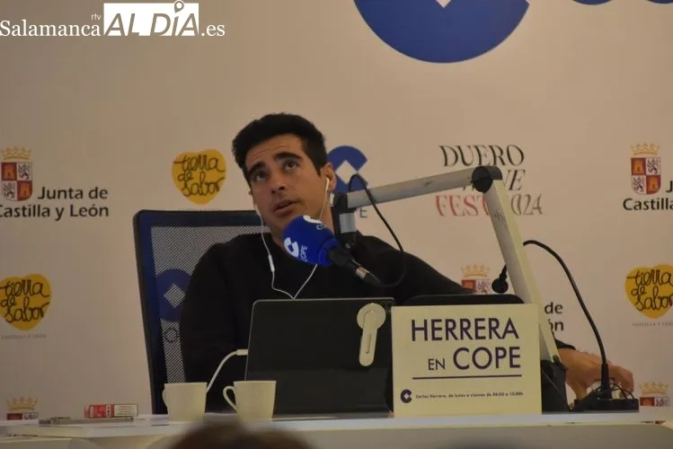 Emisión en directo del programa de radio 'Herrera en Cope' desde Salamanca | FOTOS: Vanesa Martins 
