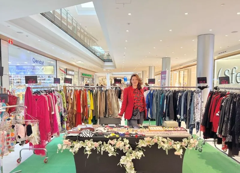 2ª Feria del Día de la Madre en el Centro Comercial El Tormes.