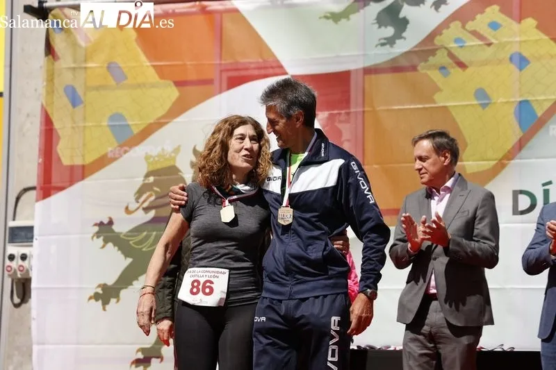 Entrega de trofeos de la carrera popular por el Día de Castilla y León. Fotos: David Sañudo.