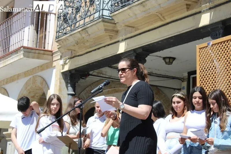 Foto 9 - Alba de Tormes acoge una nueva edici&oacute;n de la Feria del Libro