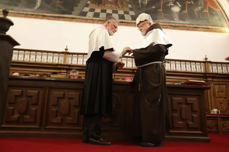 Acto de investidura de doctor honoris causa del cardenal Seán Patrick O'Malley | FOTOS: Perfil de X Universidad Pontifica de Salamanca @upsa 