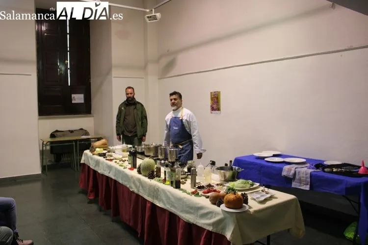 Foto 2 - Entrega de premios de las segundas Jornadas de plantas silvestres&nbsp;