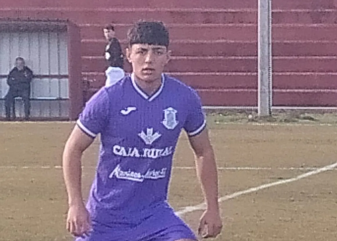 Foto 3 - Gabriel Hern&aacute;ndez Vicente entrena con la cantera del Benfica