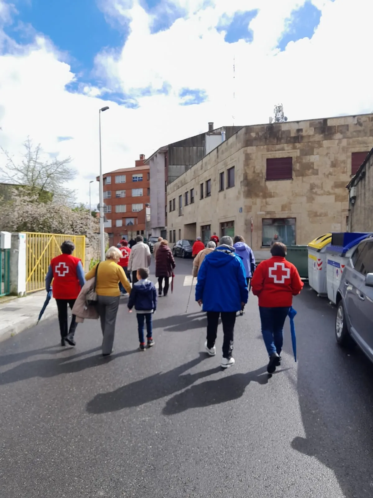 Ejercicios de gimnasia en la Plaza de España