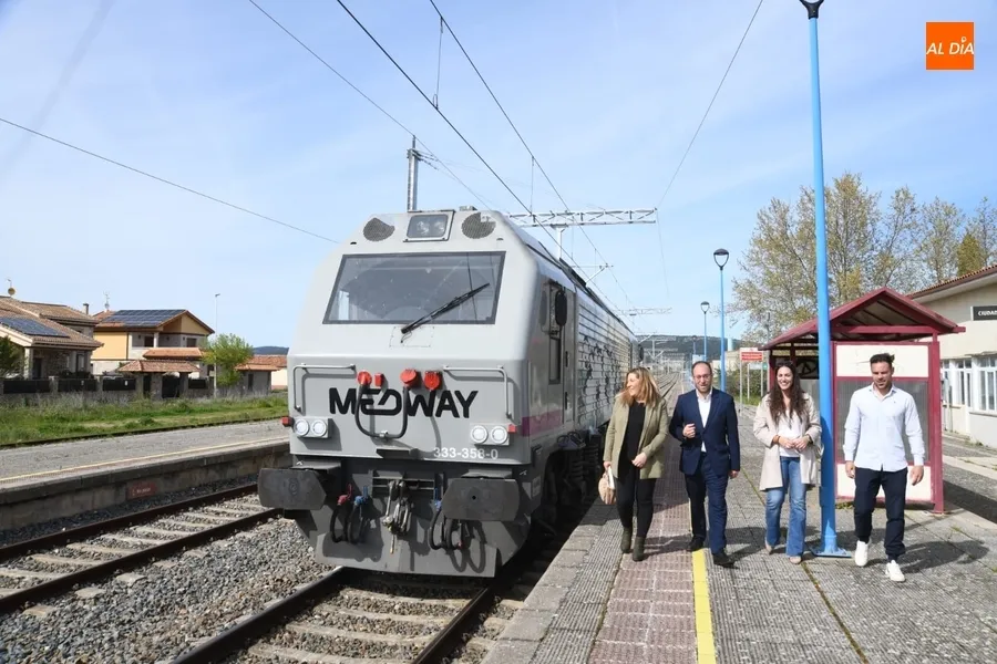 Foto 2 - El Ayuntamiento planea promover una manifestaci&oacute;n antes del verano para reivindicar mejoras ferroviarias