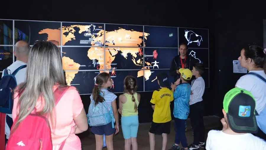 Foto 5 - La AMPA del Colegio Mir&oacute;briga disfruta de un d&iacute;a de convivencia en tierras portuguesas