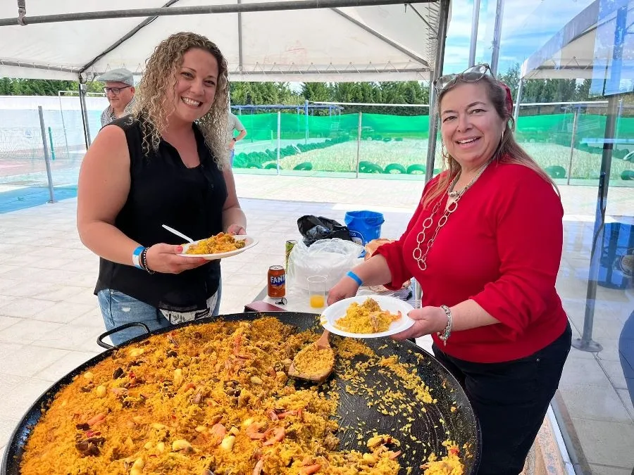 Foto 7 - Caballistas de Fuentes de O&ntilde;oro y Vilar Formoso se van juntos de pinchos por la frontera