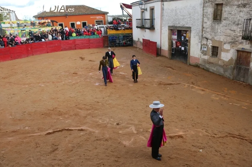 Triunfo de Álvaro Briones en la case práctica celebrada en Yecla de Yeltes / CORRAL 
