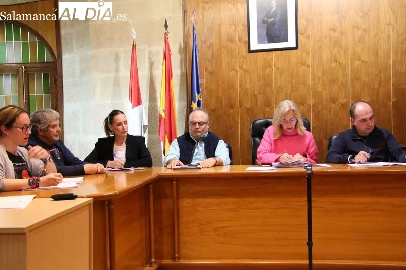 Foto 5 - Alba de Tormes aprueba el reglamento de la carrera profesional de sus funcionarios con dotaci&oacute;n econ&oacute;mica