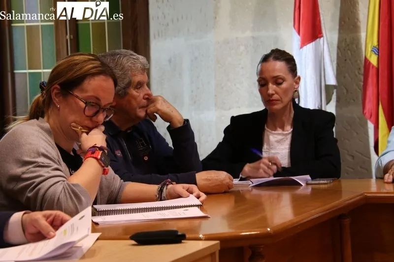 Foto 4 - Alba de Tormes aprueba el reglamento de la carrera profesional de sus funcionarios con dotaci&oacute;n econ&oacute;mica