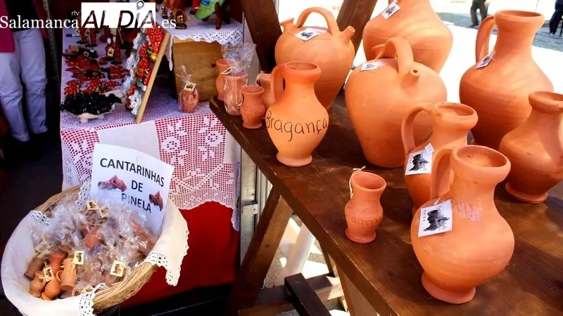 Pinela, el pueblo trasmontano donde el barro está en el alma de la gente | MARTÍN-GARAY