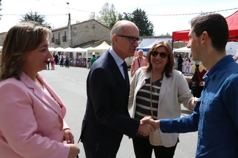 I Feria Primavera Charra, muestra de productos y exaltación al traje charro / CORRAL