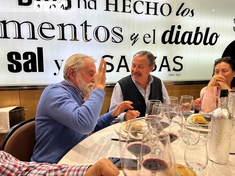 Imágenes de la cata de San Román 2020 por la Asociación Enológico Cata Añada / FOTOS: JAVIER BRAGADO 