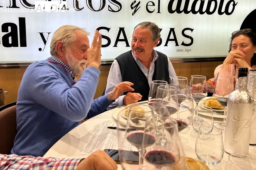 Valeyo 2021 es el resultado de la aventura de Bodegas en Mauro en tierras leonesas, concretamente en Villafranca de El Bierzo / FOTOS: JAVIER BRAGADO