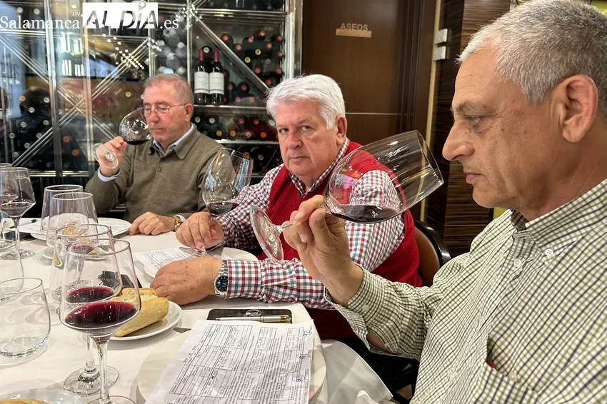 Valeyo 2021 es el resultado de la aventura de Bodegas en Mauro en tierras leonesas, concretamente en Villafranca de El Bierzo / FOTOS: JAVIER BRAGADO