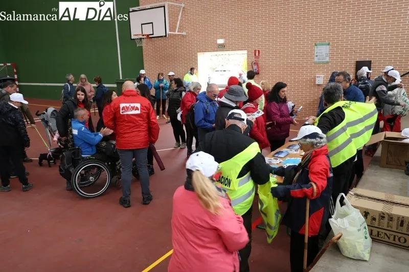Hassta 250 senderistas se reunieron este domingo en Sardón de los Frailes en la III Marcha 'Los secretos de la presa'   / CORRAL