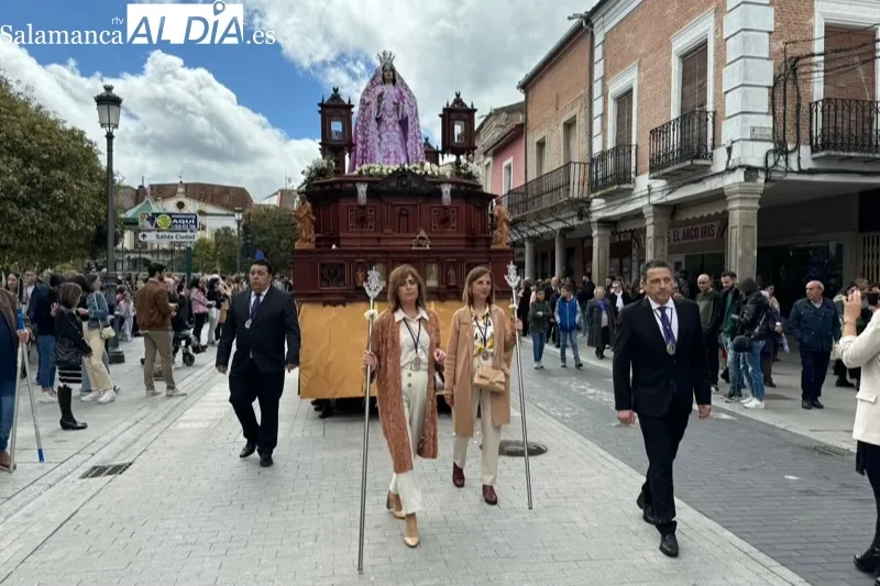 Nuestra Señora de la Misericordia salía este domingo en procesión