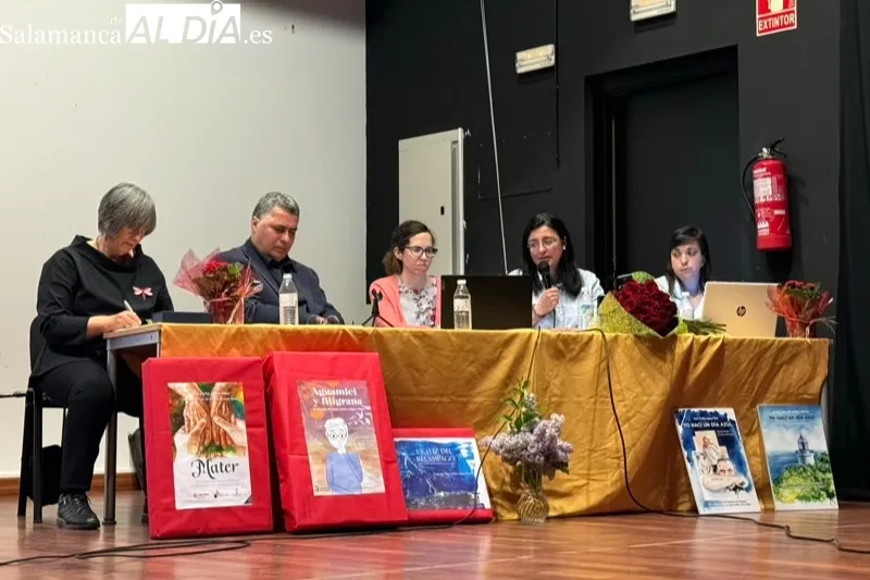 Juan Carlos López Pinto protagonizaba en Macotera la charla ‘Libros para  la Solidaridad’