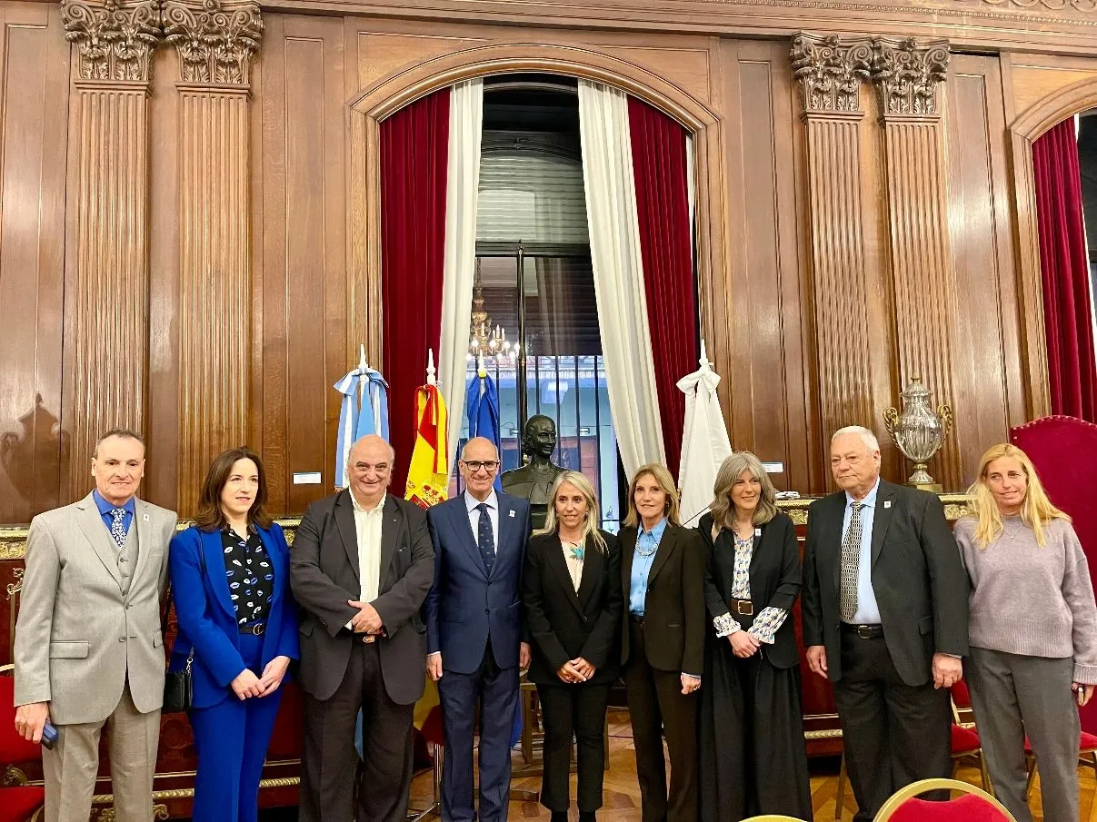 La delegación de la Diputación de Salamanca recibida en la sede de la Legislatura de la Ciudad de Buenos Aires 