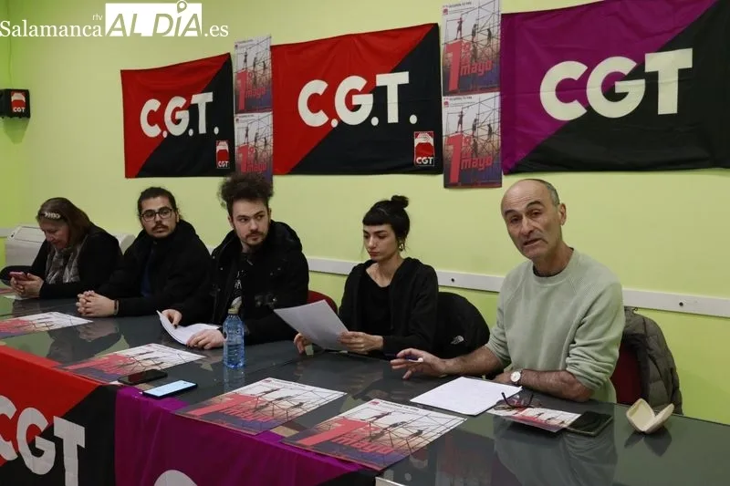Rueda de prensa de Juventud Unida y otros colectivos sociales y sindicatos obreros de la ciudad de Salamanca. Foto de Raúl Riego
