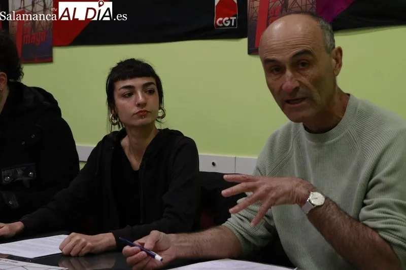 Rueda de prensa de Juventud Unida y otros colectivos sociales y sindicatos obreros de la ciudad de Salamanca. Foto de Raúl Riego