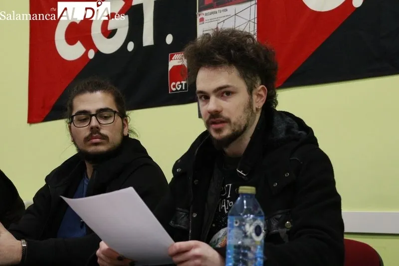 Rueda de prensa de Juventud Unida y otros colectivos sociales y sindicatos obreros de la ciudad de Salamanca. Foto de Raúl Riego