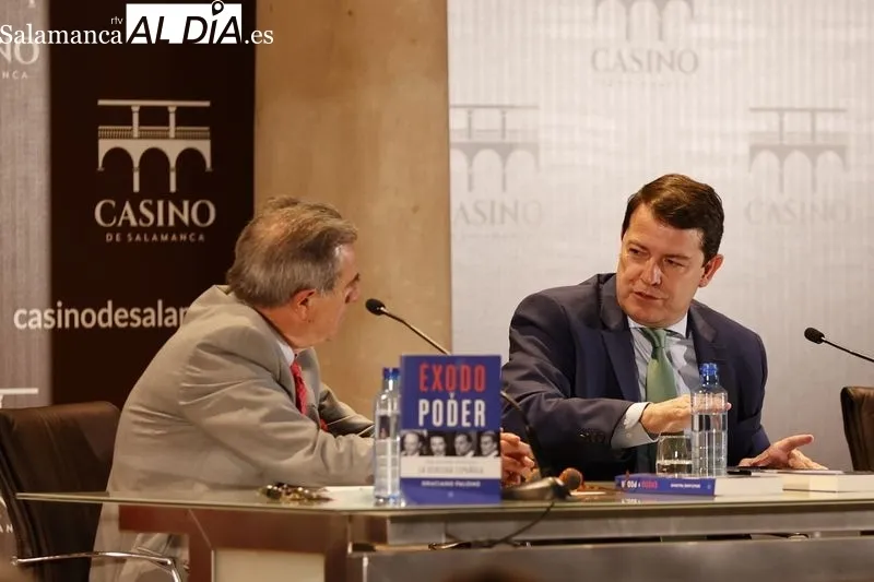 Presentación del libro de Graciano Palomo 'Éxodo y poder, una historia crítica de la derecha española' en el Casino de Salamanca. Fotos: David Sañudo