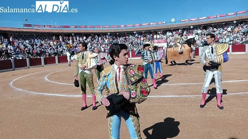 Paseillo de Marco Pérez en la Plaza de Toros de Guijuelo