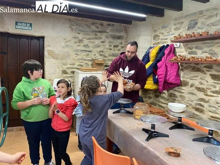 Foto 7 - &iexcl;Hola Cer&aacute;mica! triunfa con sus dos talleres&nbsp;alfarer&iacute;a para grandes y peque&ntilde;os