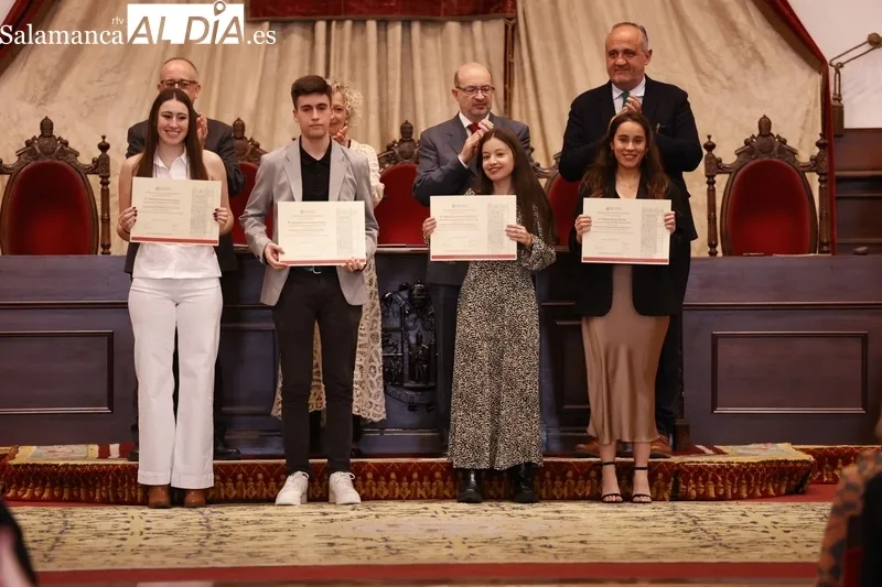 Entrega de los Premios Extraordinarios de Grado en la USAL. Fotos: David Sañudo.