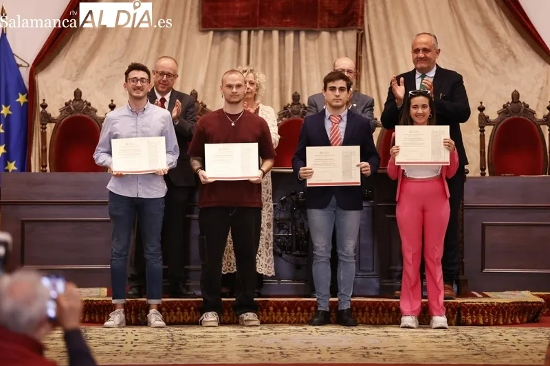 Entrega de los Premios Extraordinarios de Grado en la USAL. Fotos: David Sañudo.