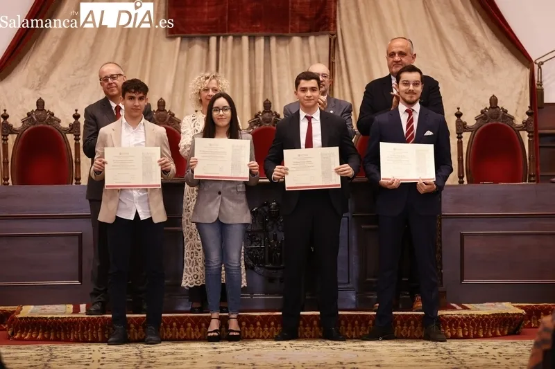 Entrega de los Premios Extraordinarios de Grado en la USAL. Fotos: David Sañudo.