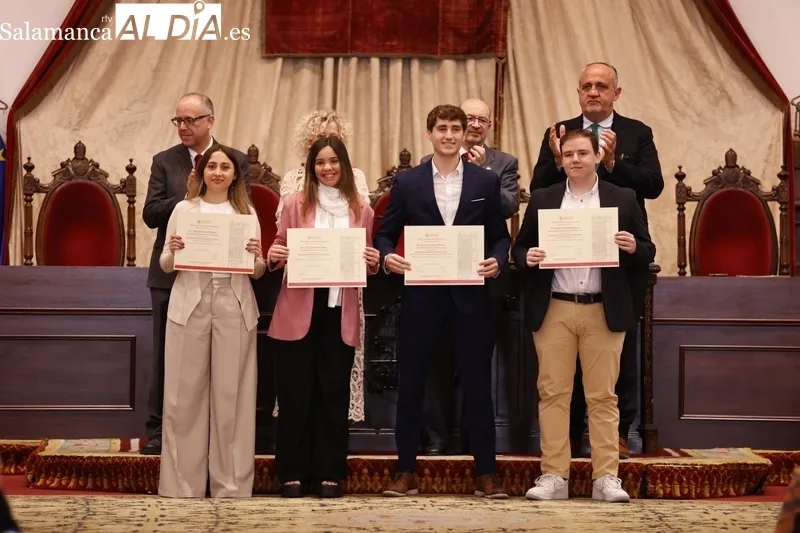 Entrega de los Premios Extraordinarios de Grado en la USAL. Fotos: David Sañudo.