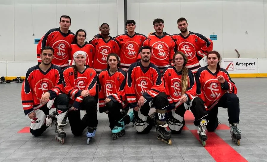 Foto 3 - Los Farinatos Roleros disputan dos nuevos partidos de la Liga Regional de Hockey