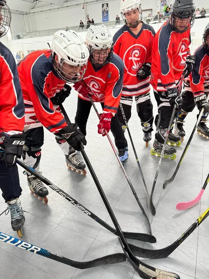 Foto 2 - Los Farinatos Roleros disputan dos nuevos partidos de la Liga Regional de Hockey