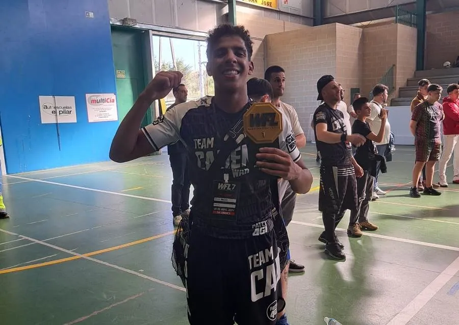 Foto 3 - William Montrond de Oliveira gana su pelea frente a C&eacute;sar Ferreira