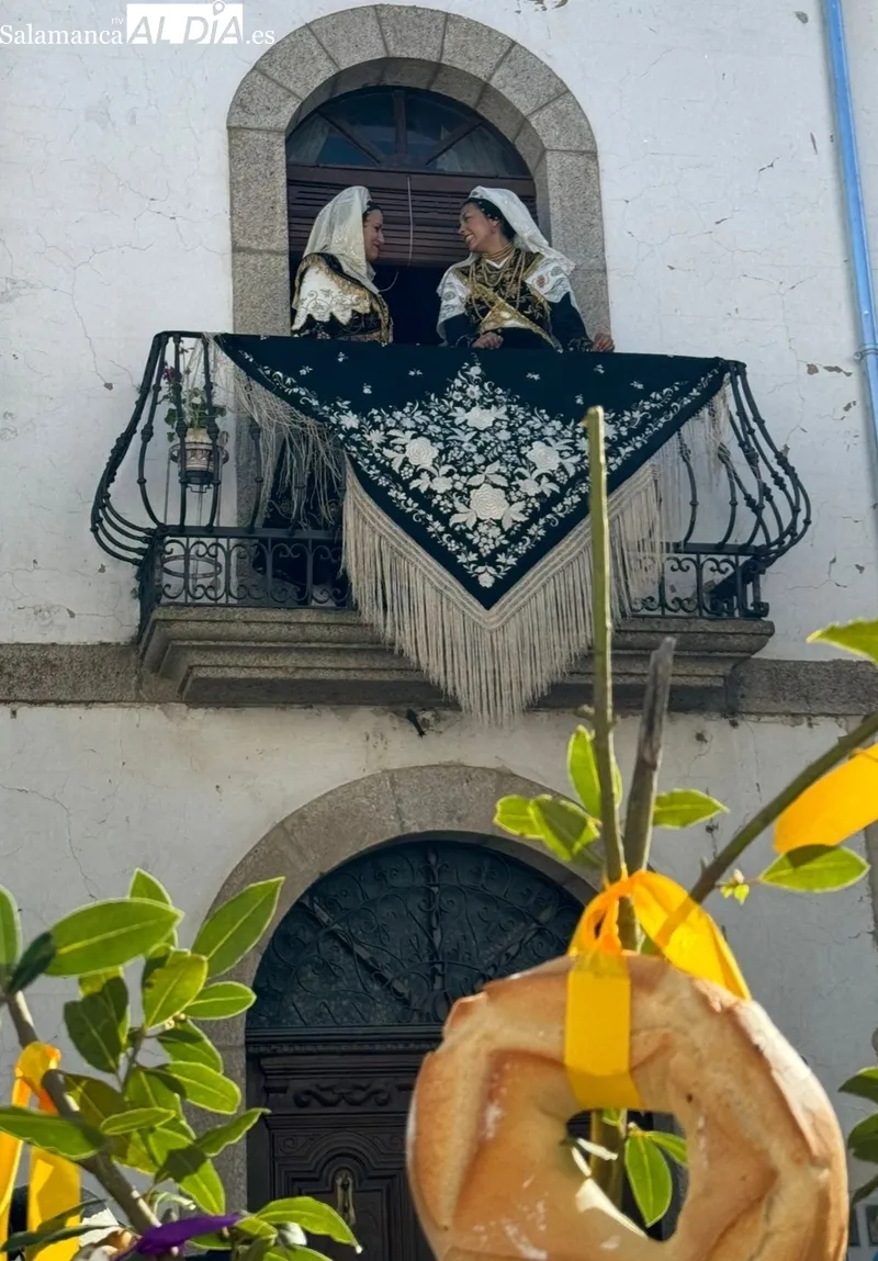 Representación de una boda charra por el grupo Surco en Villavieja de Yeltes