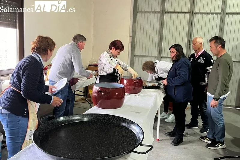 En Gejo de los Reyes mantienen la cita gastronómica mensual con un rico plato de patatas con espinazo 