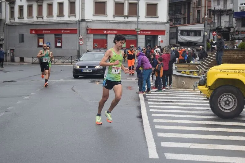 Foto 13 - Daniel Sanz y Ester Rodr&iacute;guez ganan la Media Marat&oacute;n Ciudad de B&eacute;jar