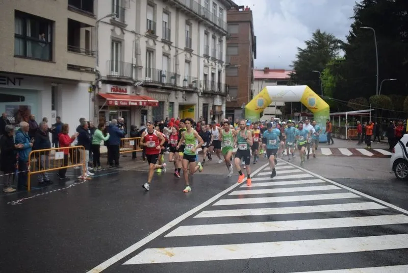 Foto 2 - Daniel Sanz y Ester Rodr&iacute;guez ganan la Media Marat&oacute;n Ciudad de B&eacute;jar