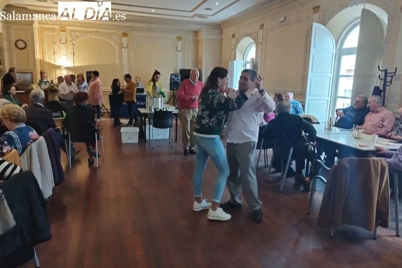 La asociación de mayores San Miguel organizaba una gran chocolatada