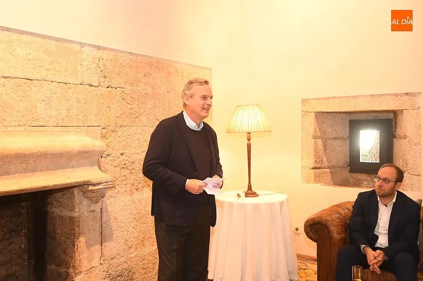 Empresarios y autoridades arropan a la gerencia del Palacio de Montarco