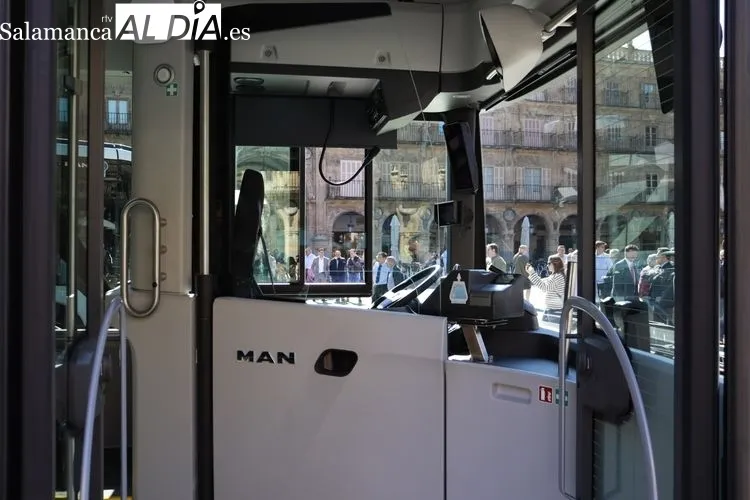 Salamanca estrena buses urbanos eléctricos | FOTOS: Raúl González Riego 