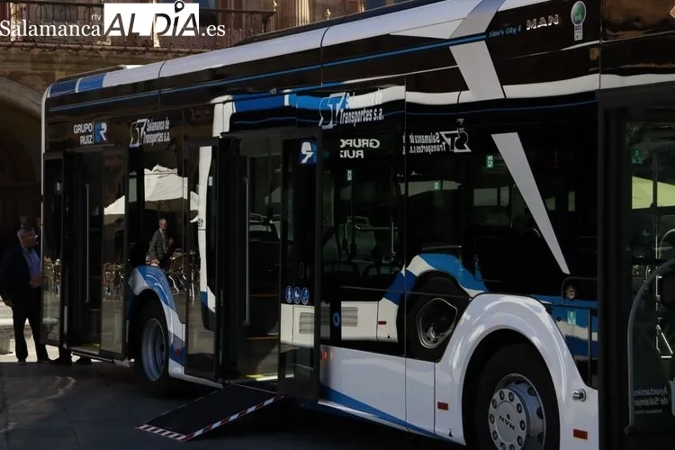 Salamanca estrena buses urbanos eléctricos | FOTOS: Raúl González Riego 